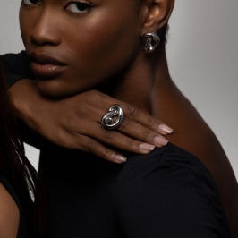 ANEL NÓ LISO EM BANHO DE RÓDIO BRANCO