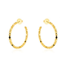 BRINCO ARGOLA DIAMANTADO EM BANHO DE OURO 18K