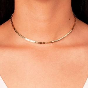 COLAR CHOKER DETALHADA LISA EM BANHO DE OURO 18K