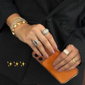 ANEL RETANGULAR PAVÊ CRAVEJADO EM BANHO DE OURO 18K