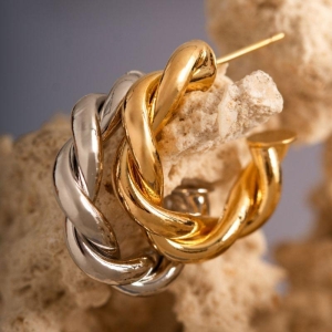 BRINCO ARGOLA TORCIDA TRESSÊ - BANHO DE OURO 18K