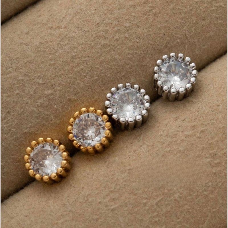 BRINCO CRISTAL EM BANHO DE OURO 18K