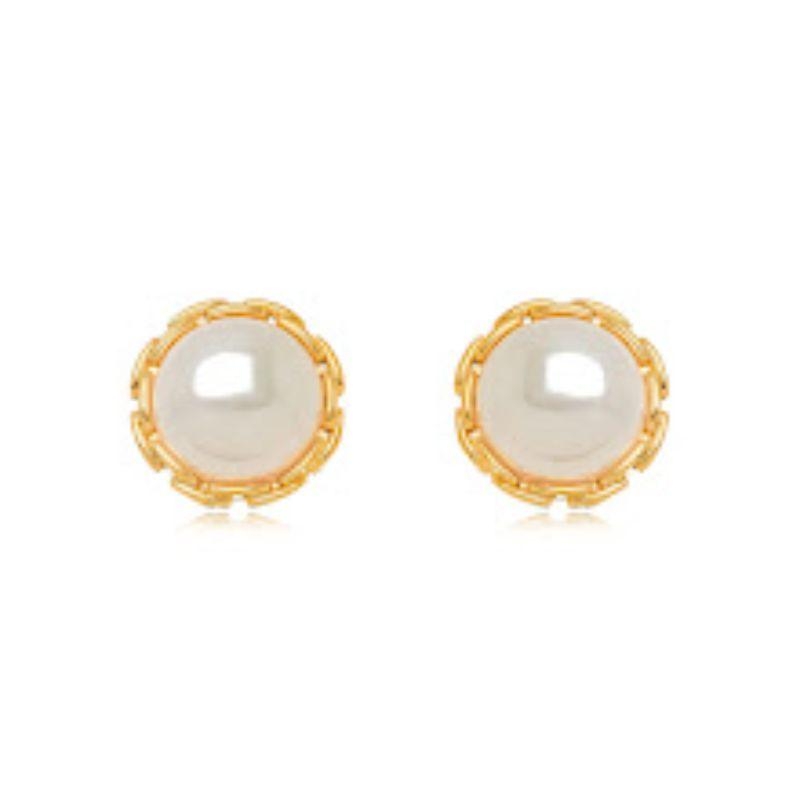BRINCO PÉROLA DETALHADO EM BANHO DE OURO 18K