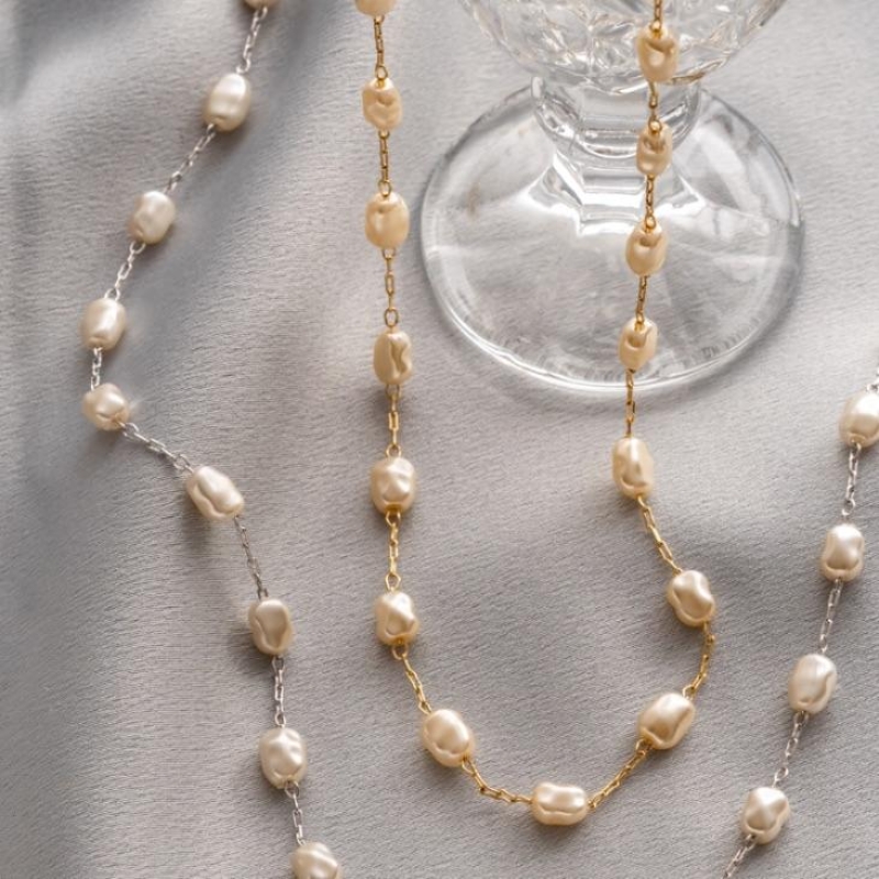 CHOKER PÉROLAS EM BANHO DE OURO 18K