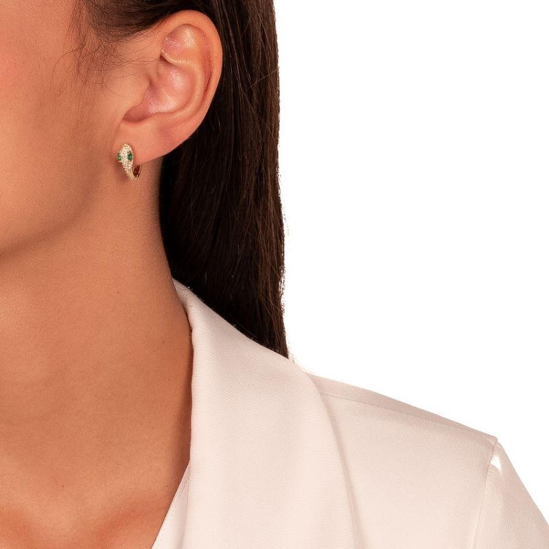 BRINCO ARGOLA COBRA CRAVEJADO EM BANHO DE OURO 18K