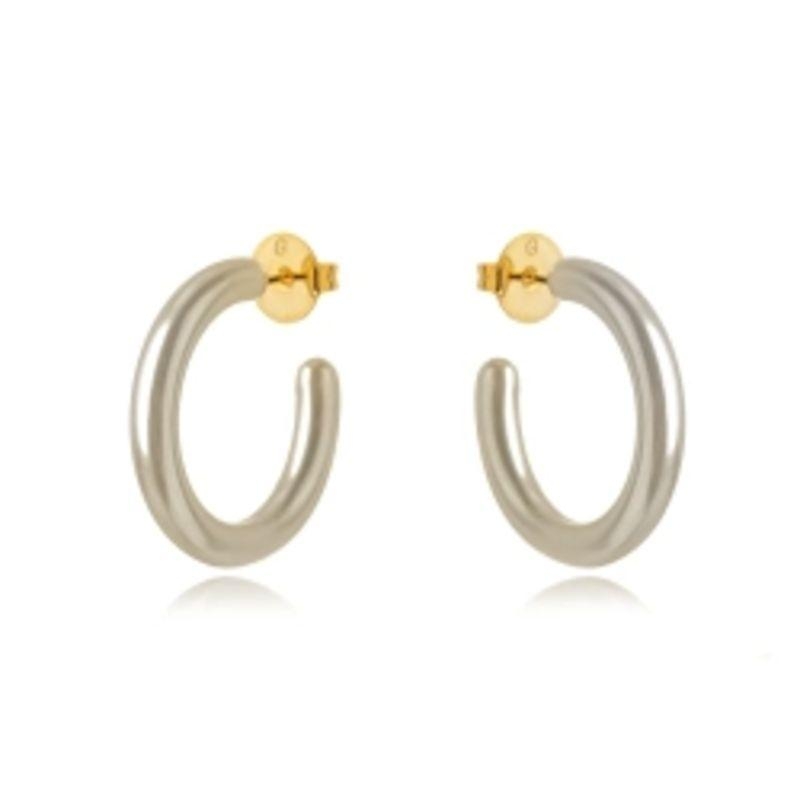 BRINCO ARGOLA PEROLA LISA EM BANHO DE OURO 18K