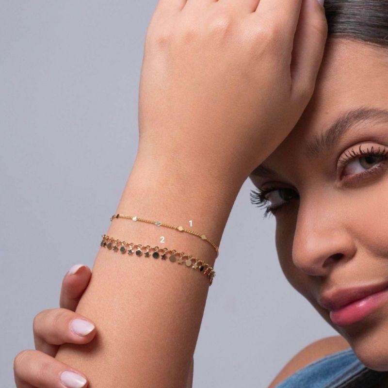 PULSEIRA MEDALHA E ESTRELAS LISAS EM BANHO DE OURO 18K