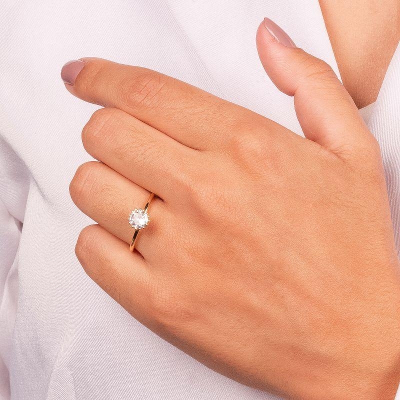 ANEL SOLITÁRIO ESTILO MARGARIDA - BANHO DE OURO 18K