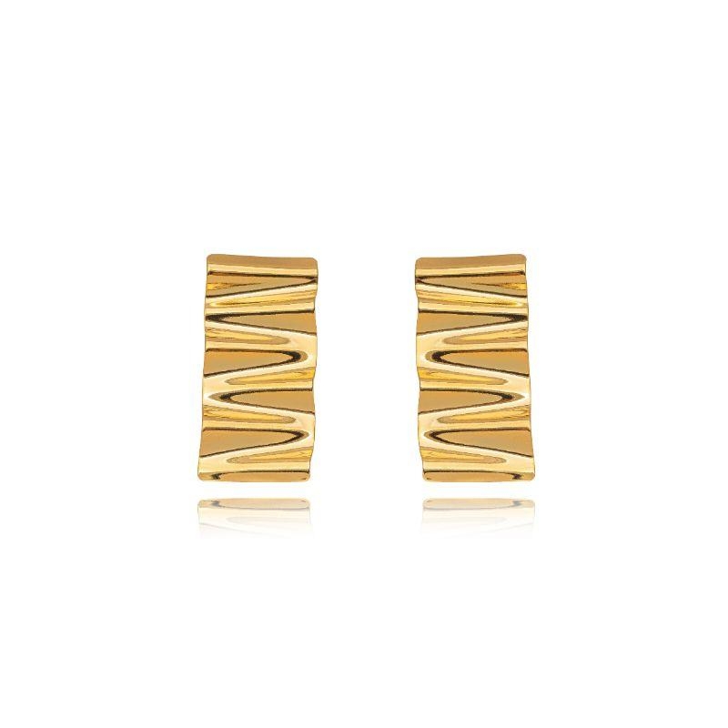 BRINCO RETANGULAR GEOMÉTRICO ONDULADO - BANHO DE OURO 18K
