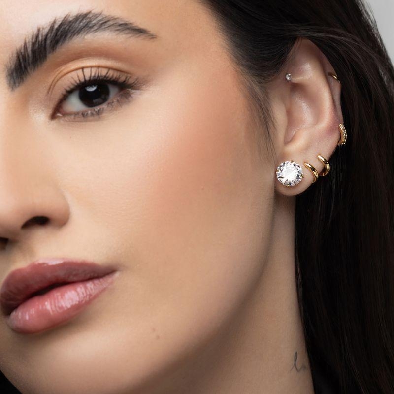 BRINCO SOLITÁRIO ZIRCÔNIA CRYSTAL - BANHO DE OURO 18K