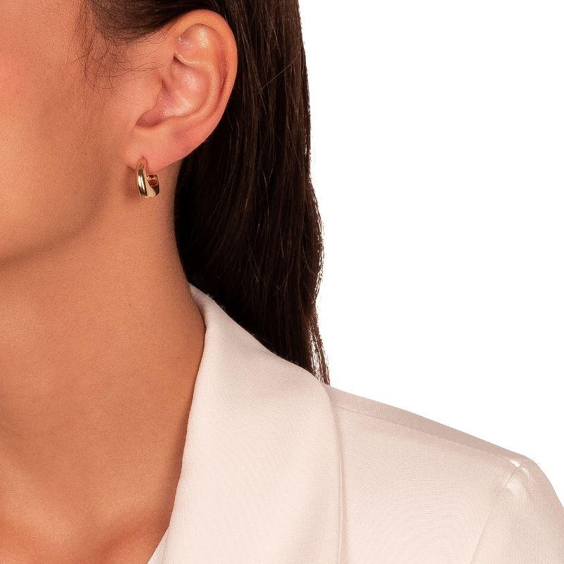 BRINCO ARGOLA LISA EM BANHO DE OURO 18K