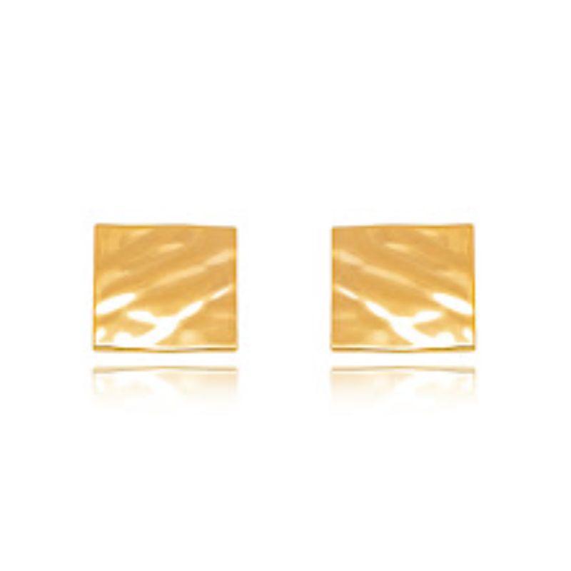 BRINCO ORGÂNICO QUADRADO LISO EM BANHO DE OURO 18K