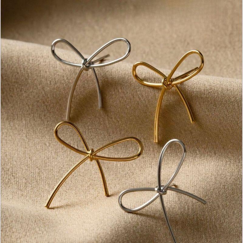 BRINCO LAÇO LISO EM BANHO DE OURO 18K