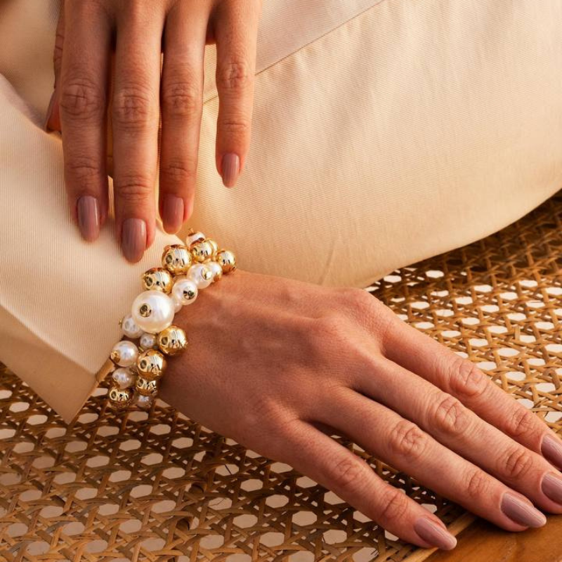 PULSEIRA BOLAS LISAS E PÉROLAS EM BANHO DE OURO 18K