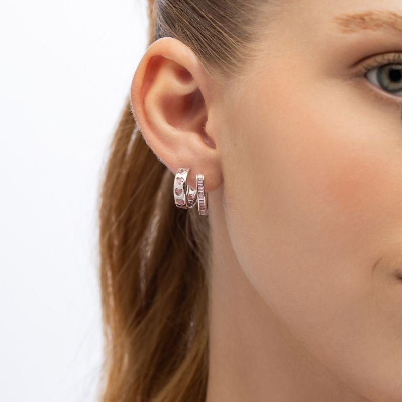 BRINCO ARGOLA CRISTAIS QUARTZO ROSA EM BANHO DE RÓDIO BRANCO