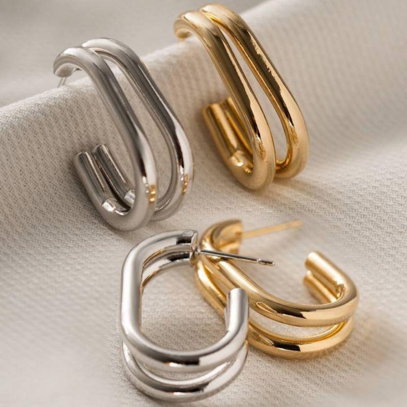 BRINCO ARGOLA FILEIRAS LISO EM BANHO DE RÓDIO BRANCO