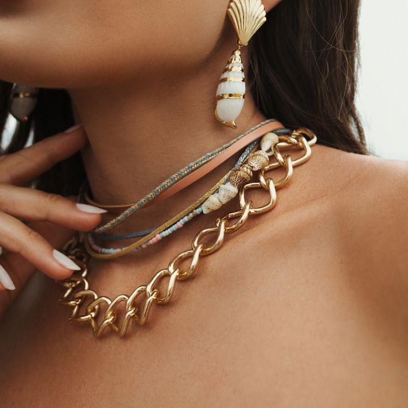 COLAR CHOKER ELOS GRANDES EM BANHO DE OURO 18K