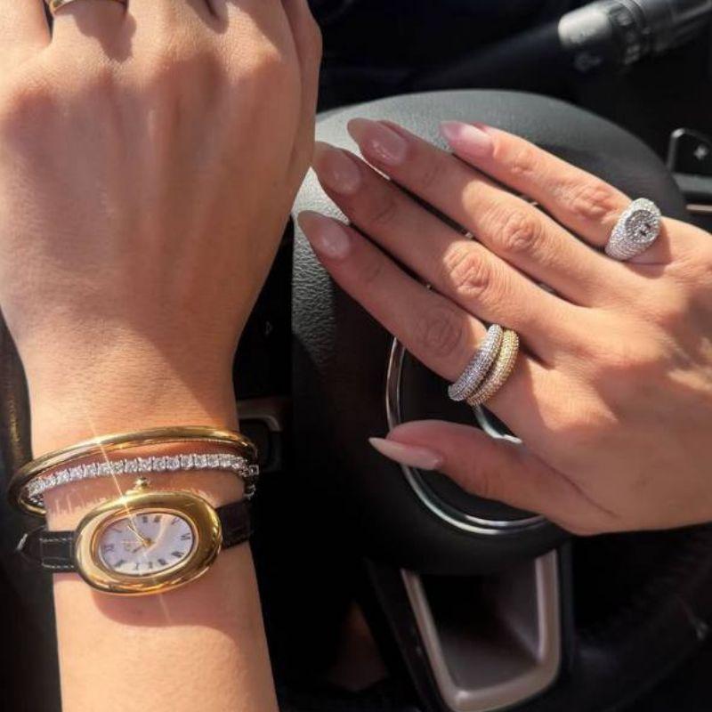 ANEL APARADOR FINO COM MICRO ZIRCÔNIAS  EM PAVÊ - BANHO DE OURO 18K