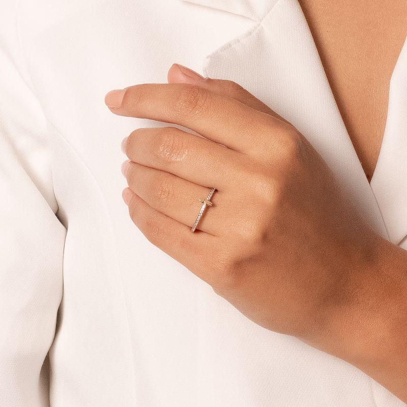 ANEL DELICATE MENINO COM ZIRCÔNIAS CRISTAL EM BANHO DE OURO 18K