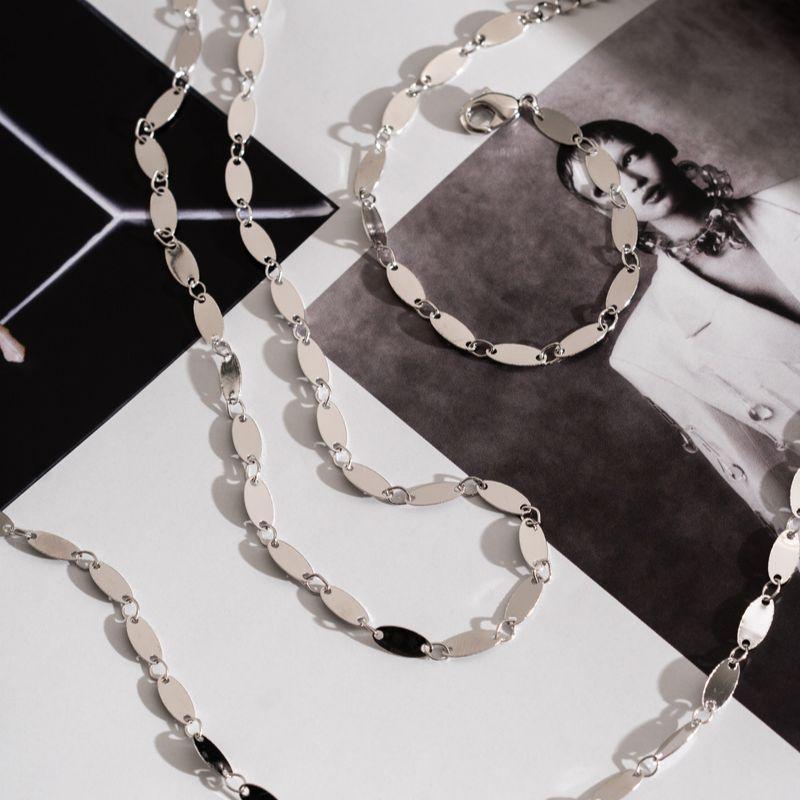 COLAR CHOKER ELOS OVAIS LISOS EM BANHO DE RÓDIO BRANCO